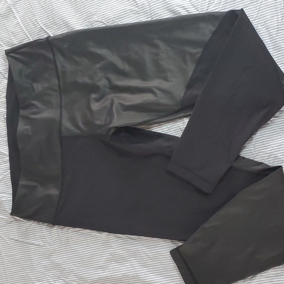 lululemon athletica Pants - Lululemon leather look leggings, perfect sz 14